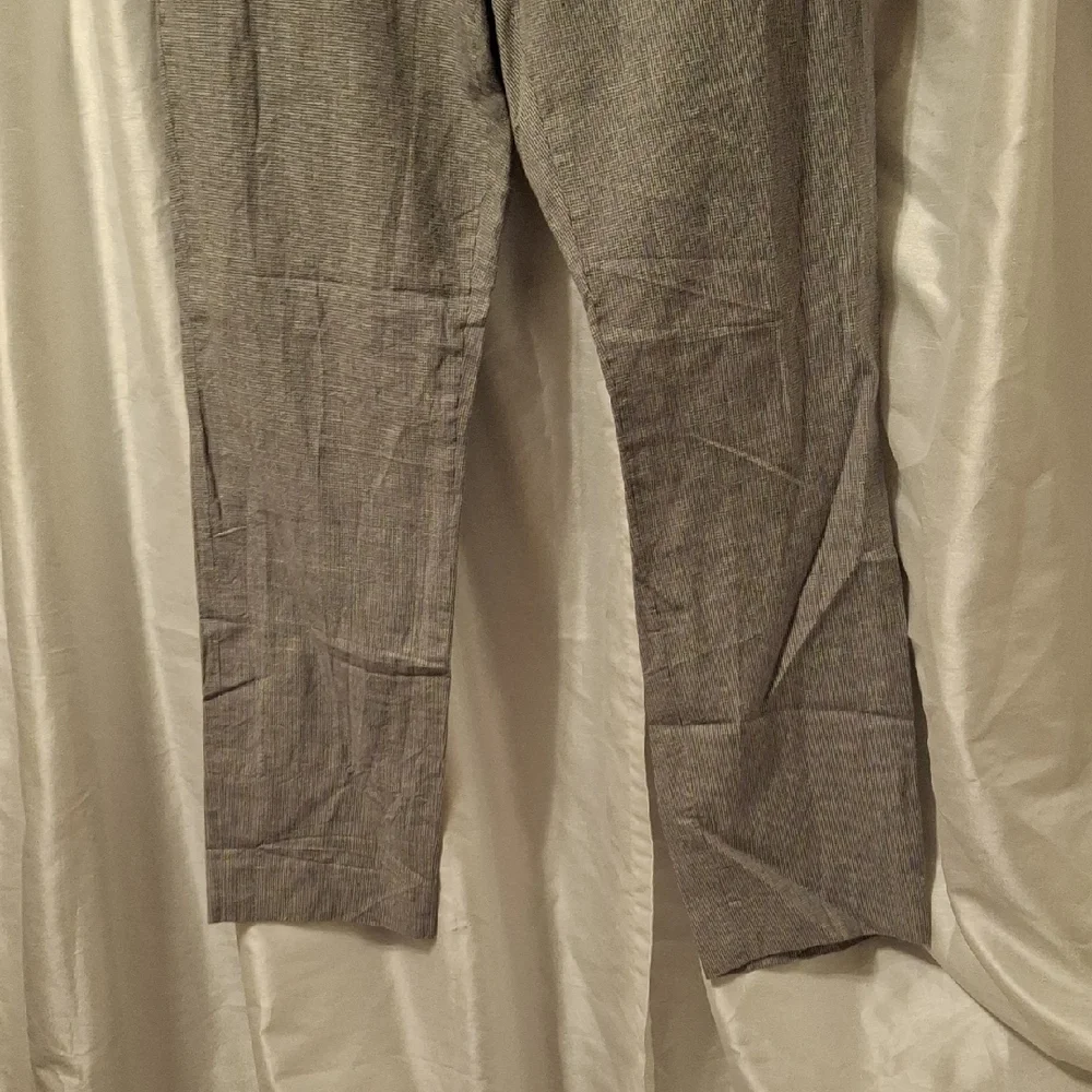 Banana Republic elegant gray
